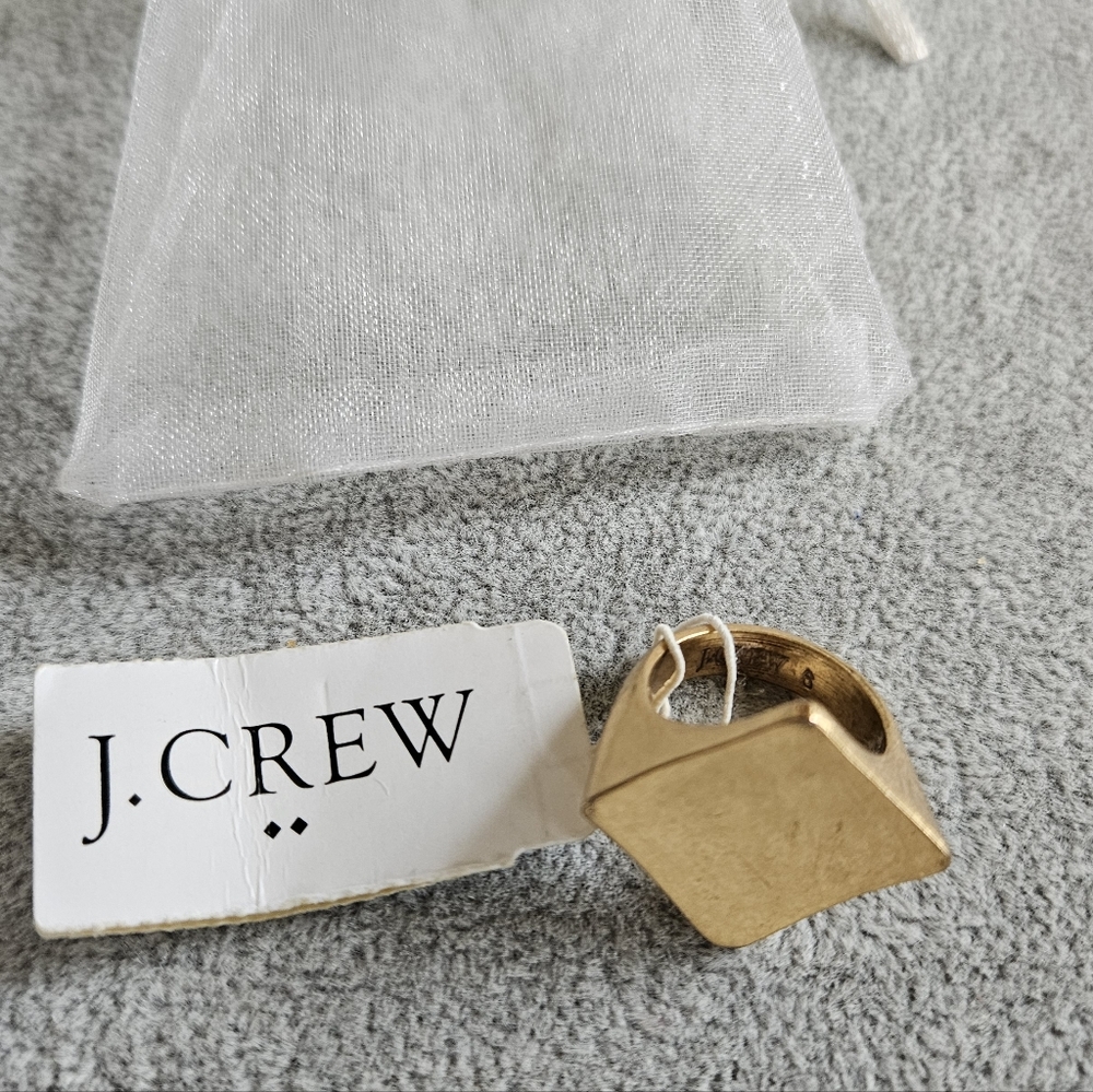 💜NWT J.Crew gold tone brass ring